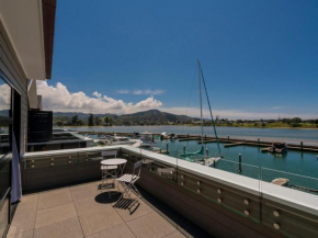 The Boathouse Tairua - Tairua Holiday Home